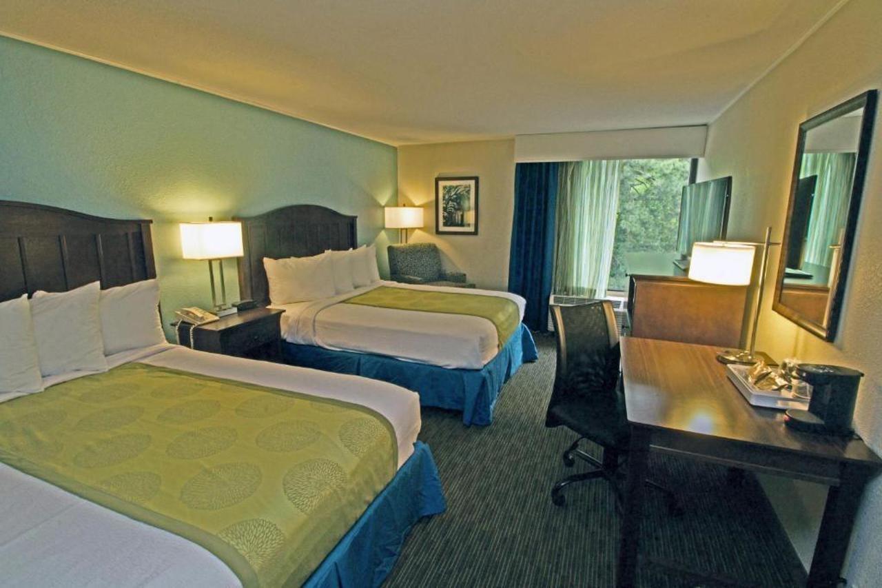 Best Western Williamsburg Historic District Bagian luar foto