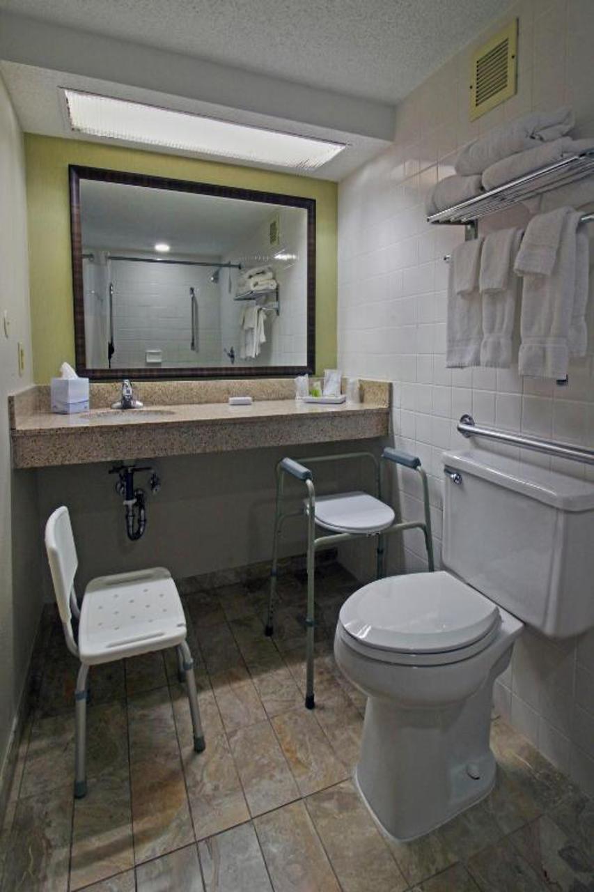 Best Western Williamsburg Historic District Bagian luar foto