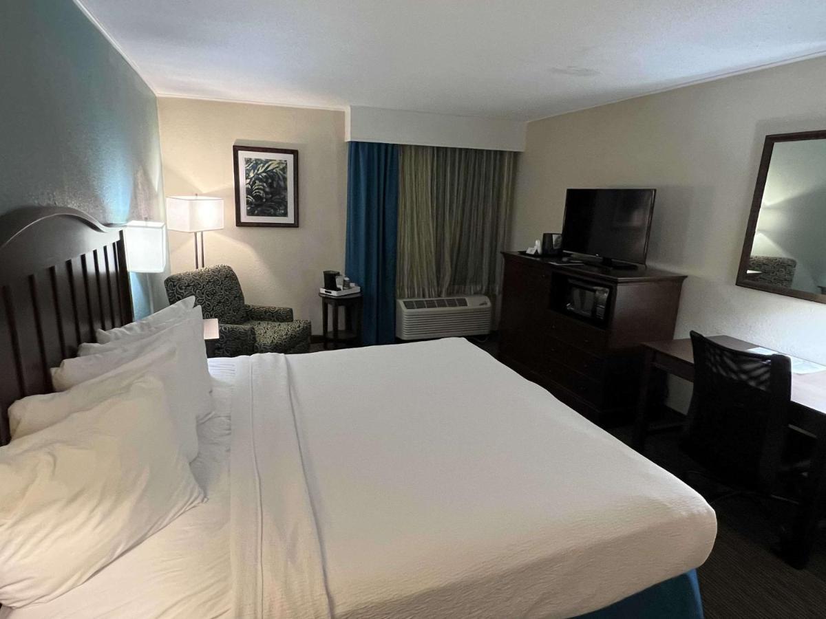 Best Western Williamsburg Historic District Bagian luar foto