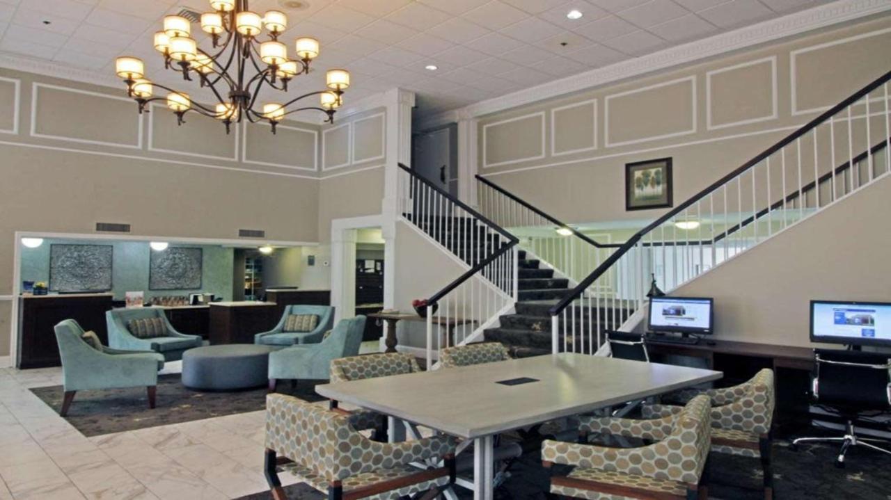 Best Western Williamsburg Historic District Bagian luar foto