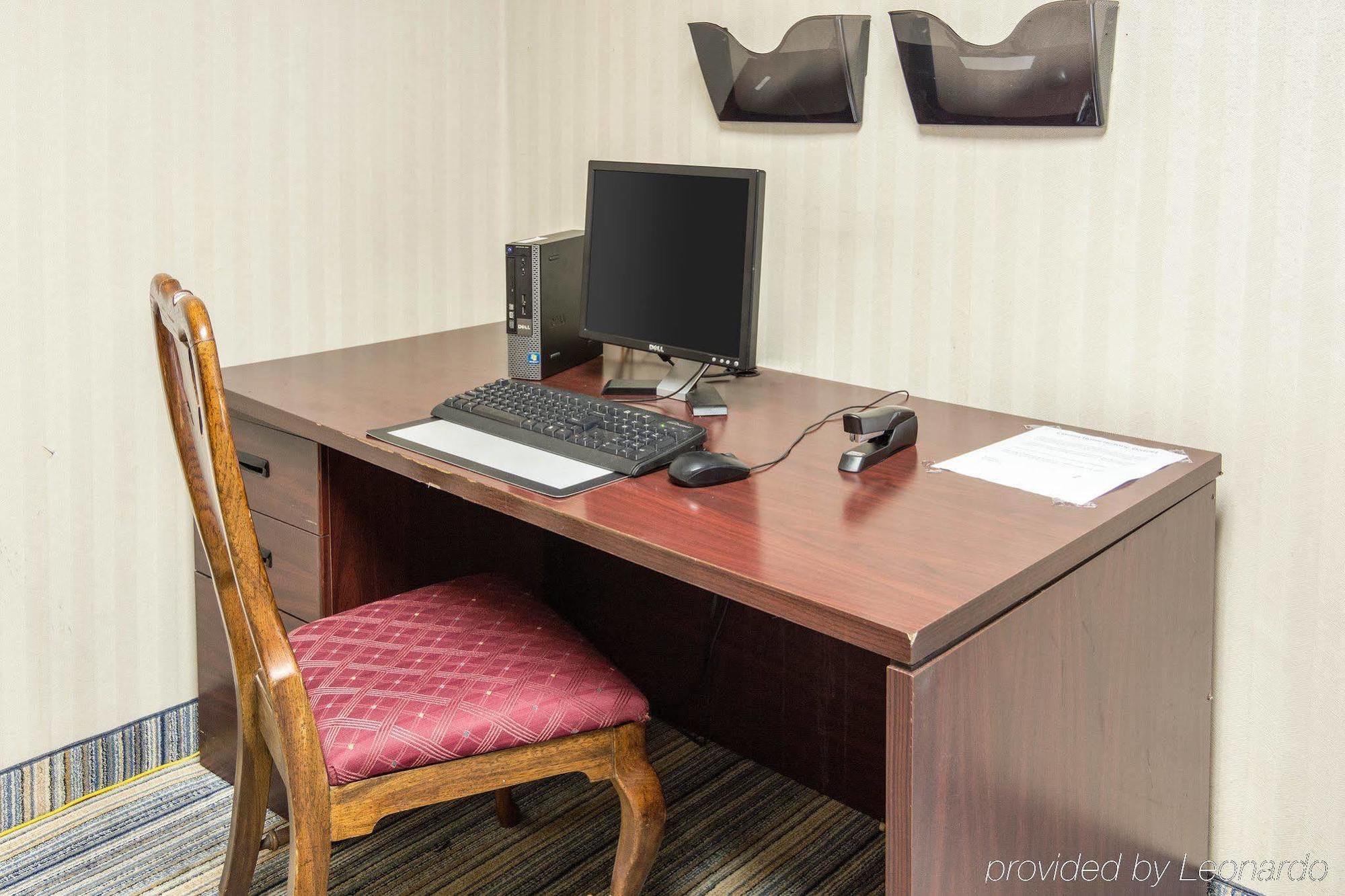 Best Western Williamsburg Historic District Bagian luar foto